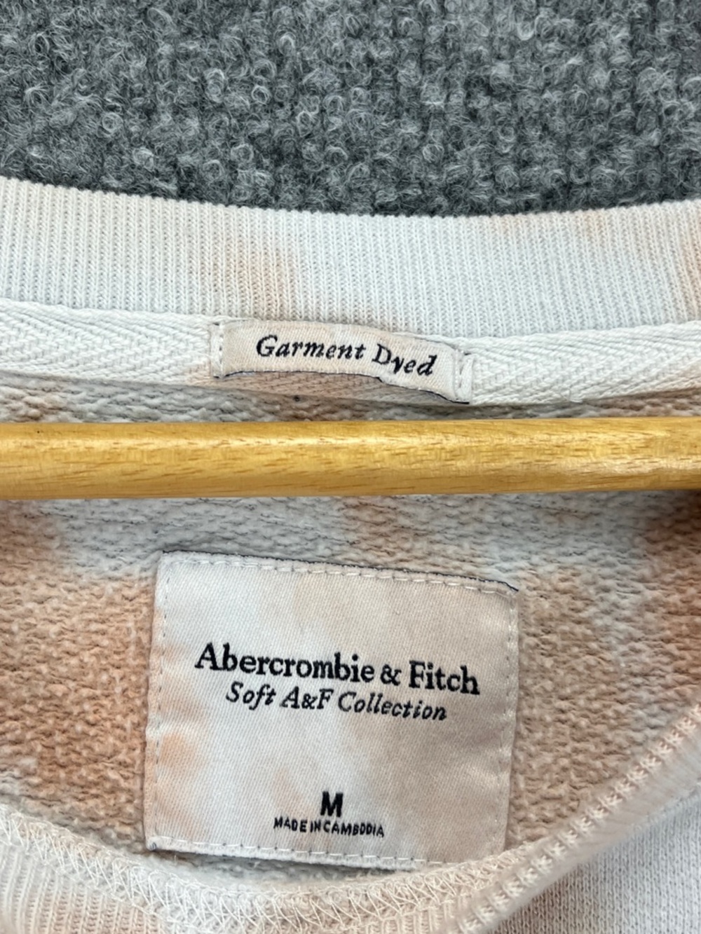 Abercrombie & Fitch Crewneck Sweatshirt Women Medium Tie Dye Swirl White Soft AF - Picture 3 of 6